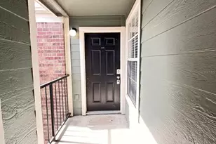 5028 Park Central Dr, Orlando, FL 32839 - Photo 4