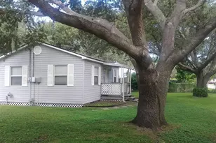 5000 20th St N, Saint Petersburg, FL 33714 - Photo 1