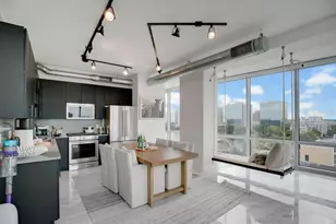 150 E Robinson St, Orlando, FL 32801 - Photo 10