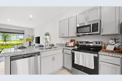 2886 Skyline Loop, Kissimmee, FL 34758 - Photo 10