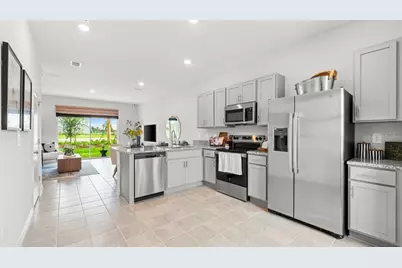 2886 Skyline Loop, Kissimmee, FL 34758 - Photo 6