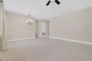 10429 Stapeley Dr, Orlando, FL 32832 - Photo 12