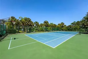 2711 Oakwater Dr, Kissimmee, FL 34747 - Photo 16