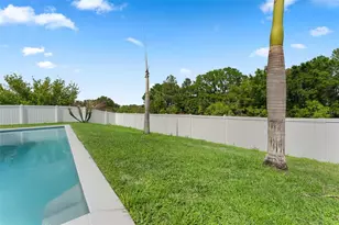 1020 Kellogg Dr, Tavares, FL 32778 - Photo 34