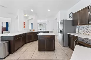 1020 Kellogg Dr, Tavares, FL 32778 - Photo 16