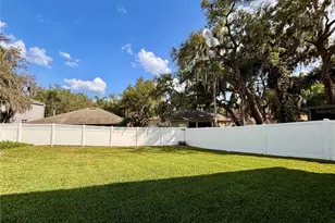 809 Straw Lake Dr, Brandon, FL 33510 - Photo 22