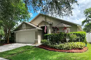 809 Straw Lake Dr, Brandon, FL 33510 - Photo 1