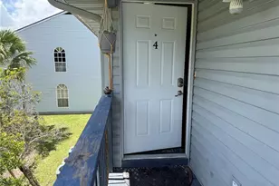 313 Dirksen Dr, Debary, FL 32713 - Photo 2