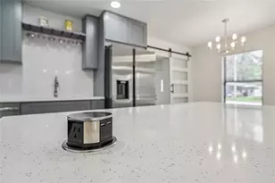 1404 Davidson St, Orlando, FL 32804 - Photo 14