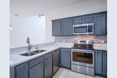 10033 Moorshire Circle, Orlando, FL 32829 - Photo 2