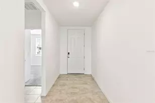 2772 San Marco Wy, Winter Haven, FL 33884 - Photo 4