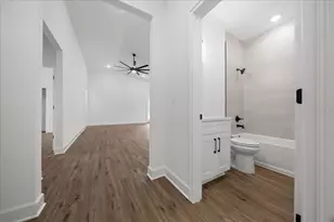 10153 Lynnhaven Rd, Spring Hill, FL 34608 - Photo 4