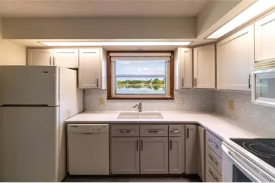 1020 Avis, Deltona, FL 32738 - Photo 4