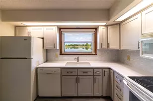 1020 Avis, Deltona, FL 32738 - Photo 4