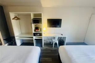 2930 Polynesian Isle Blvd, Kissimmee, FL 34746 - Photo 6