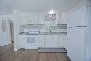 2009 Pine St, Saint Cloud, FL 34769 - Photo 2