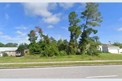 6241 Mariner Boulevard, Spring Hill, FL 34609 - Photo 1