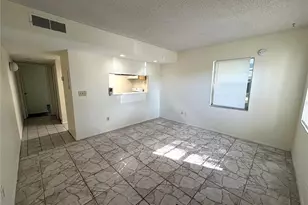 7120 Waterside Dr, Tampa, FL 33617 - Photo 2