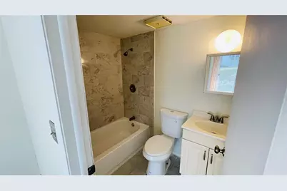 7120 Waterside Drive #106, Tampa, FL 33617 - Photo 6