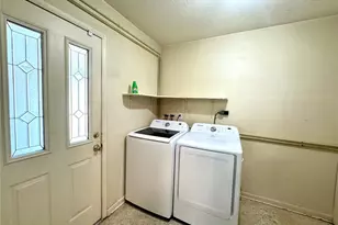 1074 Gerona Ave, Deltona, FL 32725 - Photo 18