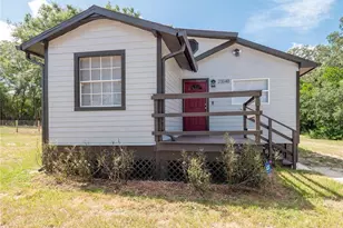 23548 Franklin Ave, Sorrento, FL 32776 - Photo 2