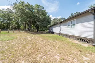 23548 Franklin Ave, Sorrento, FL 32776 - Photo 4