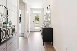 740 Seagrove Trl, Saint Cloud, FL 34771 - Photo 2