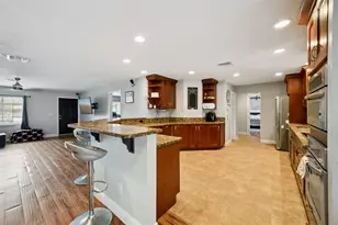 1050 Crystal Bowl Cir, Casselberry, FL 32707 - Photo 10