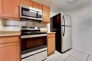 865 Sky Lake Cir, Orlando, FL 32809 - Photo 6