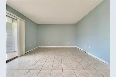 865 Sky Lake Circle #D, Orlando, FL 32809 - Photo 4