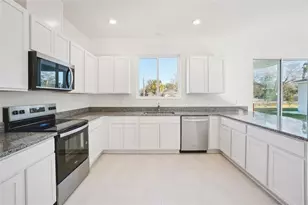 3438 Canberra Pl, Palmetto, FL 34221 - Photo 2