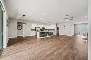 3102 Kendal Wy, Lakeland, FL 33813 - Photo 6
