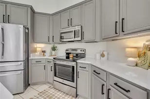 1054 Landview Ct, Orlando, FL 32828 - Photo 10