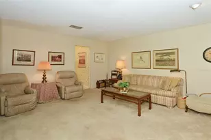1406 Magna Ct, Orlando, FL 32804 - Photo 16