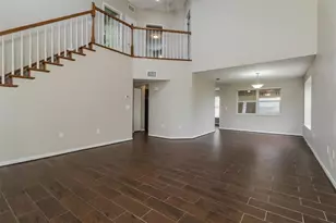 10832 New Brighton Ct, New Port Richey, FL 34654 - Photo 4