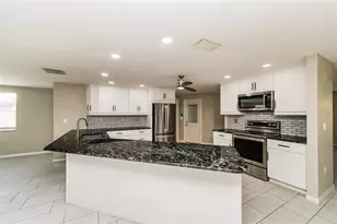 8330 Broken Willow Ln, Port Richey, FL 34668 - Photo 8