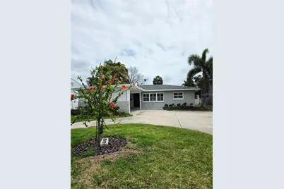 3435 Overlook Drive NE, Saint Petersburg, FL 33703 - Photo 1