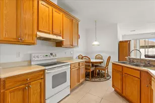 2979 White Cedar Cir, Kissimmee, FL 34741 - Photo 12