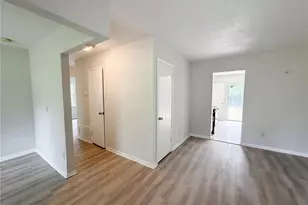 1710 SE 33rd St, Gainesville, FL 32641 - Photo 6