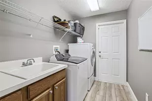 31038 Fairvista Dr, Tavares, FL 32778 - Photo 22