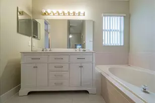 218 Langford Park Dr, Davenport, FL 33897 - Photo 10