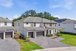 2437 Shanti Dr, Kissimmee, FL 34746 - Photo 4