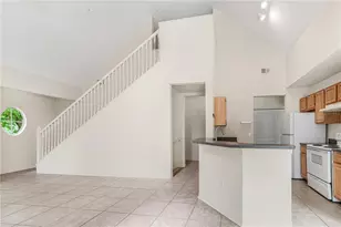 6025 Westgate Dr, Orlando, FL 32835 - Photo 4