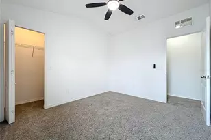 1360 Windsor Lake Cir, Sanford, FL 32773 - Photo 40