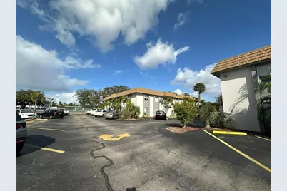 1830 Maravilla Avenue #323, Fort Myers, FL 33901 - Photo 14