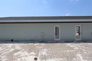 1402 Mount Royal Dr, Saint Cloud, FL 34771 - Photo 12