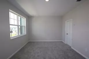 1402 Mount Royal Dr, Saint Cloud, FL 34771 - Photo 12