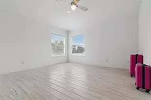 2425 Blue Stone Ct, Valrico, FL 33594 - Photo 10