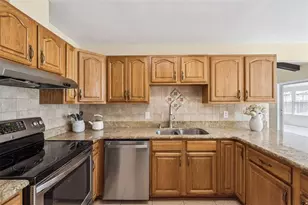 4136 Tall Tree Dr, Orlando, FL 32810 - Photo 16