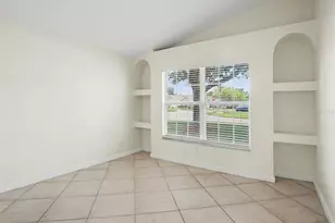 16041 Bay Vista Dr, Clermont, FL 34714 - Photo 4